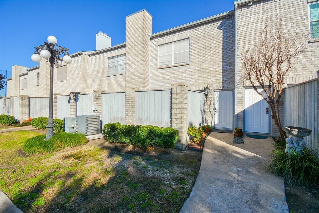 Property Photo:  370 Wilcrest Drive  TX 77042 