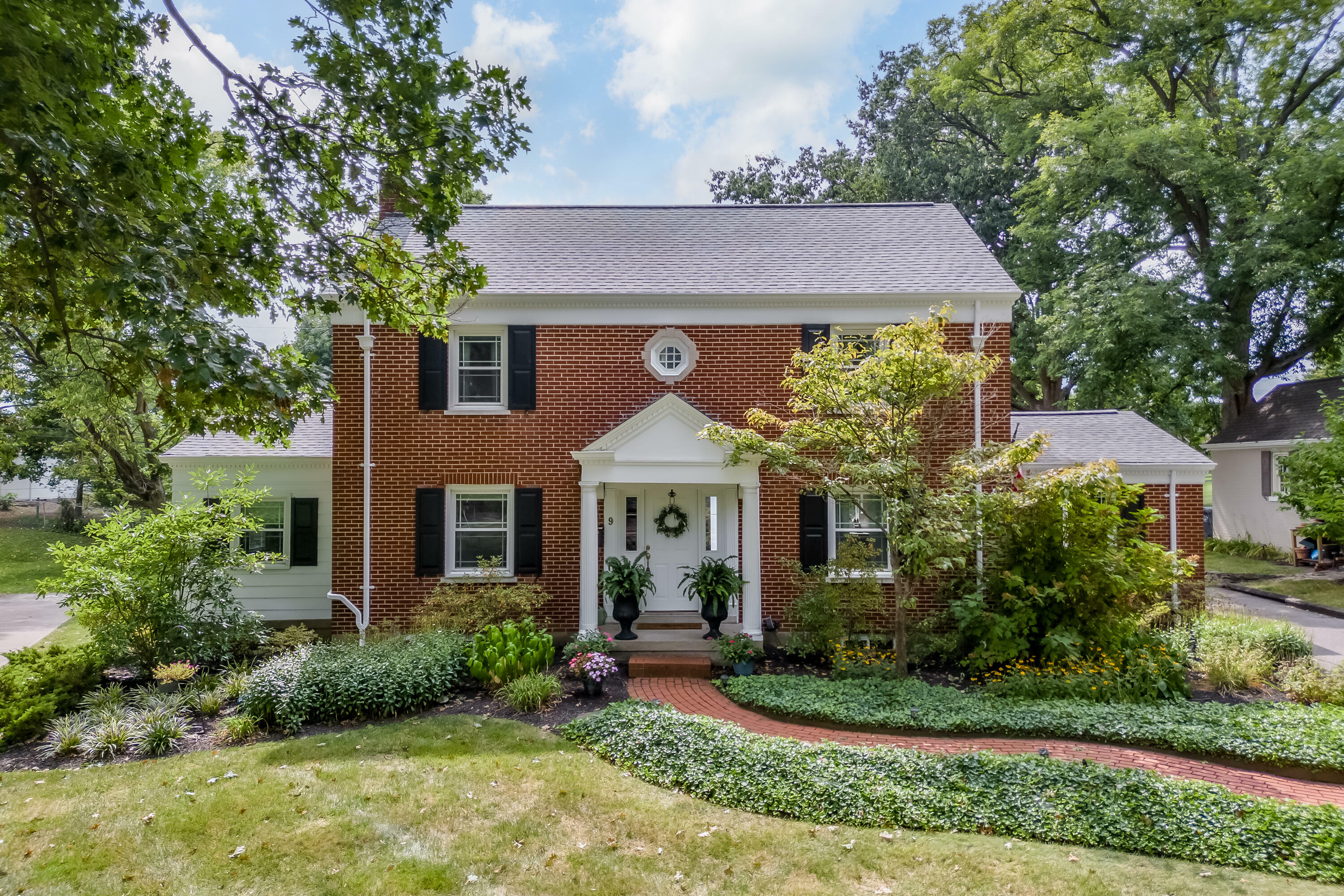 Property Photo: 9 Sunnymede Drive KY 41017