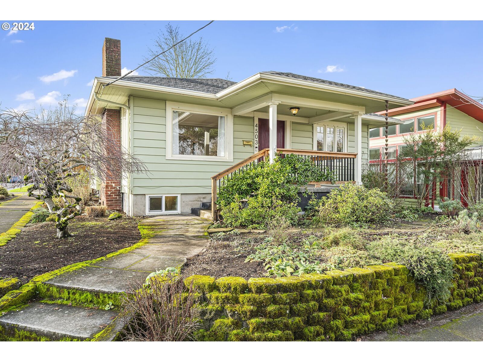 Property Photo: 4503 NE 28th Ave OR 97211