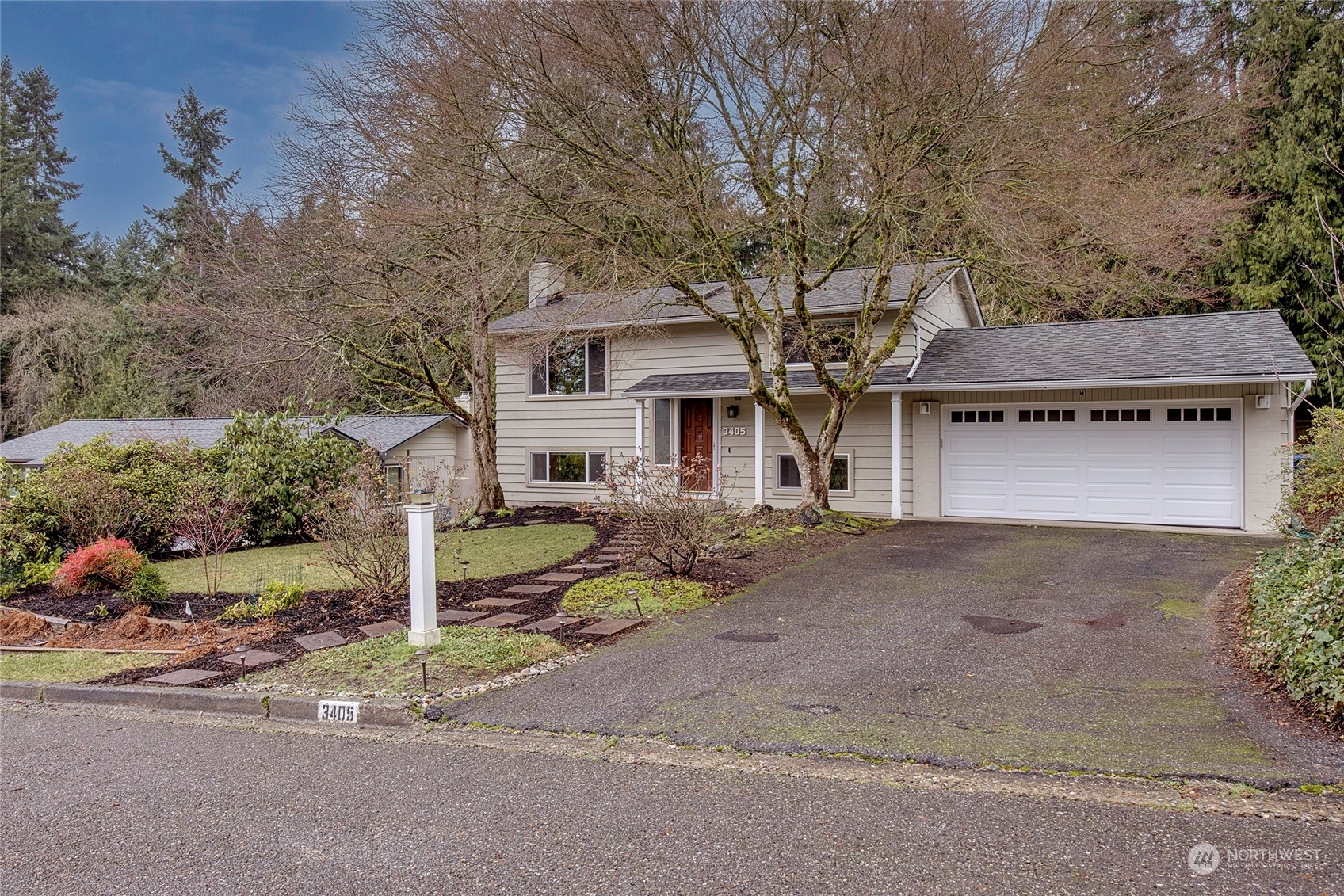 Property Photo:  3405 197th Place SE  WA 98012 