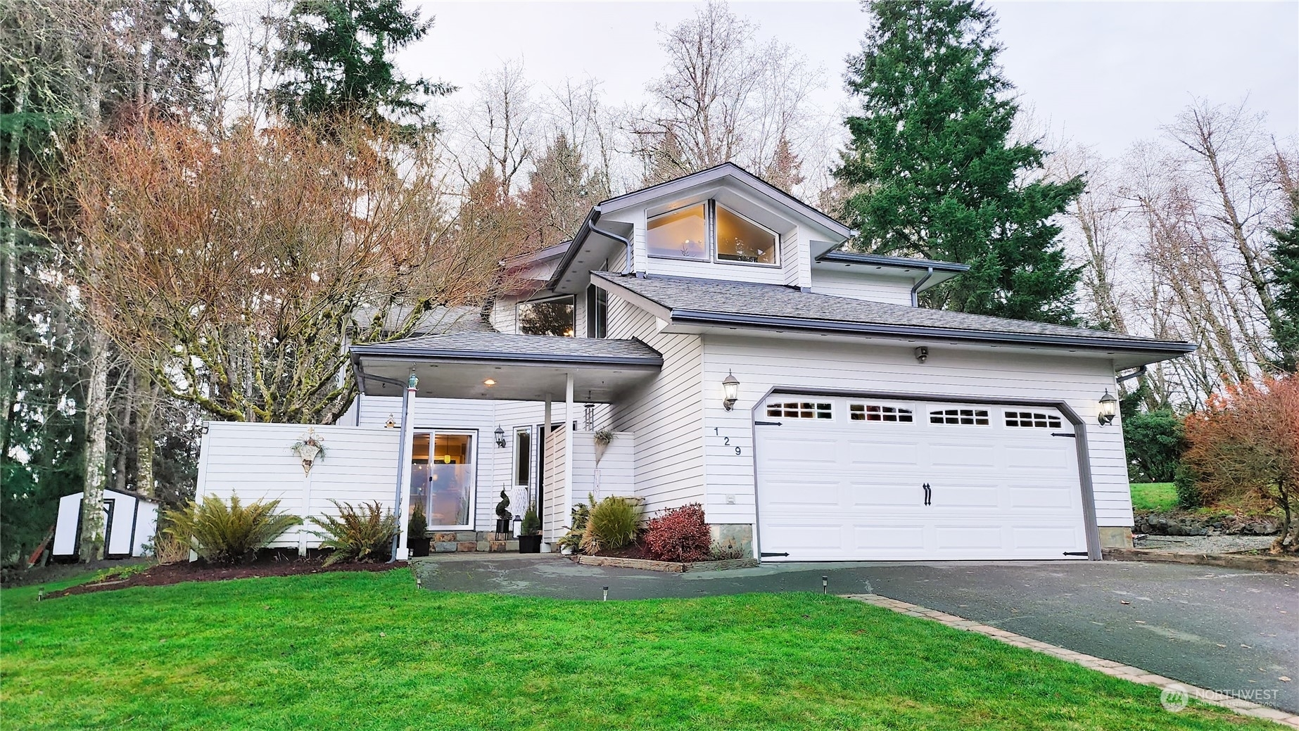 Property Photo:  129 Northridge Drive  WA 98531 