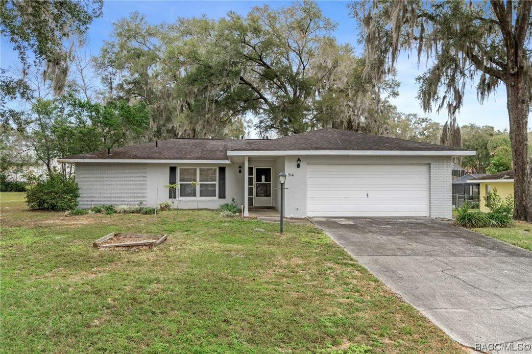 Property Photo:  514 Tina Avenue  FL 34452 