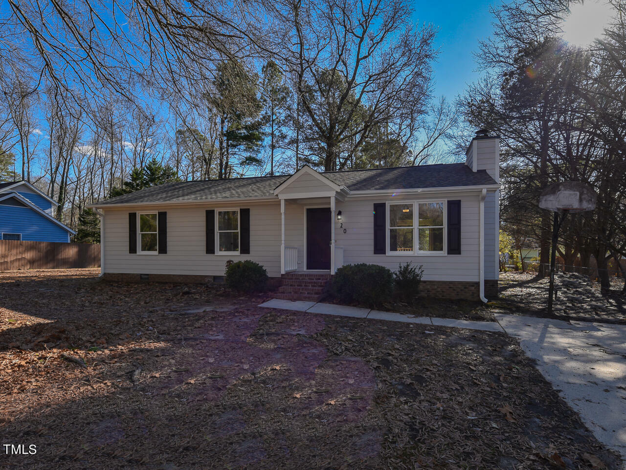 Property Photo:  20 E Hester Court  NC 27591 