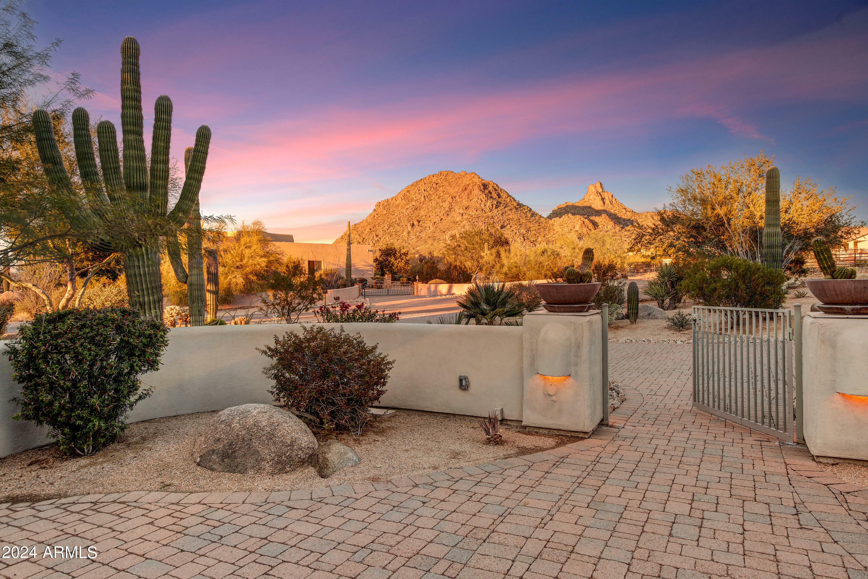 Property Photo:  9575 E Ranch Gate Road  AZ 85255 