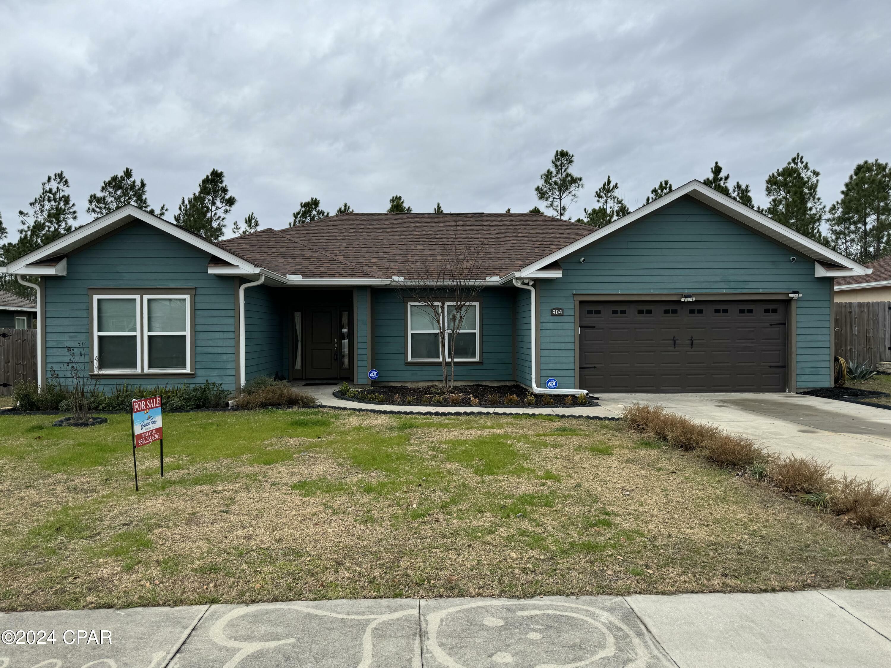 Property Photo:  904 Amber Way Way  FL 32404 