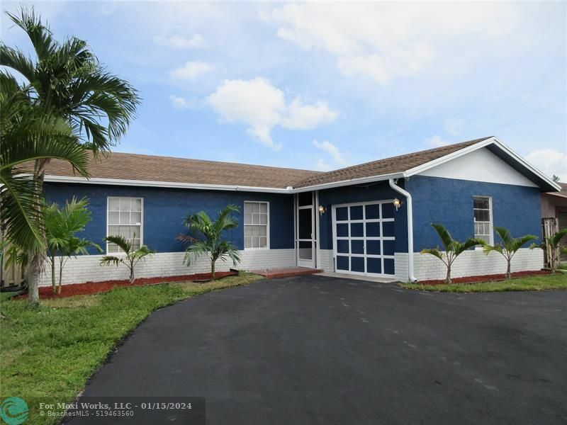 Property Photo:  2070 NW 109th Ave  FL 33322 