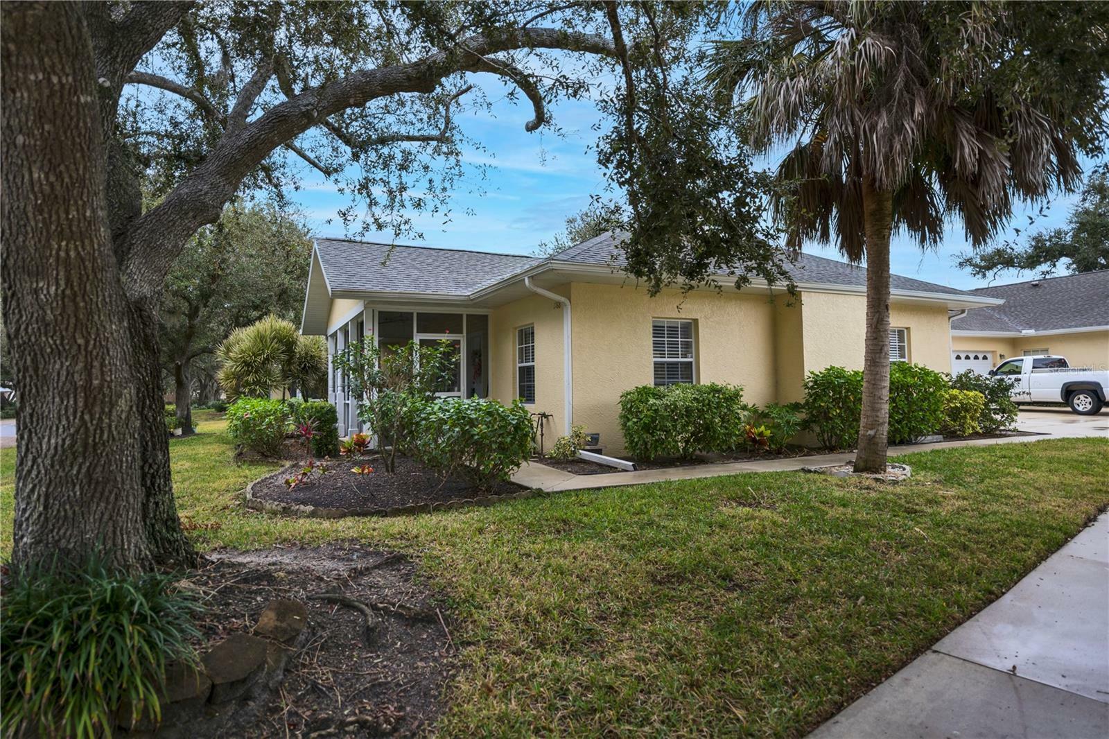 Property Photo:  1168 Green Oak Trail  FL 33948 