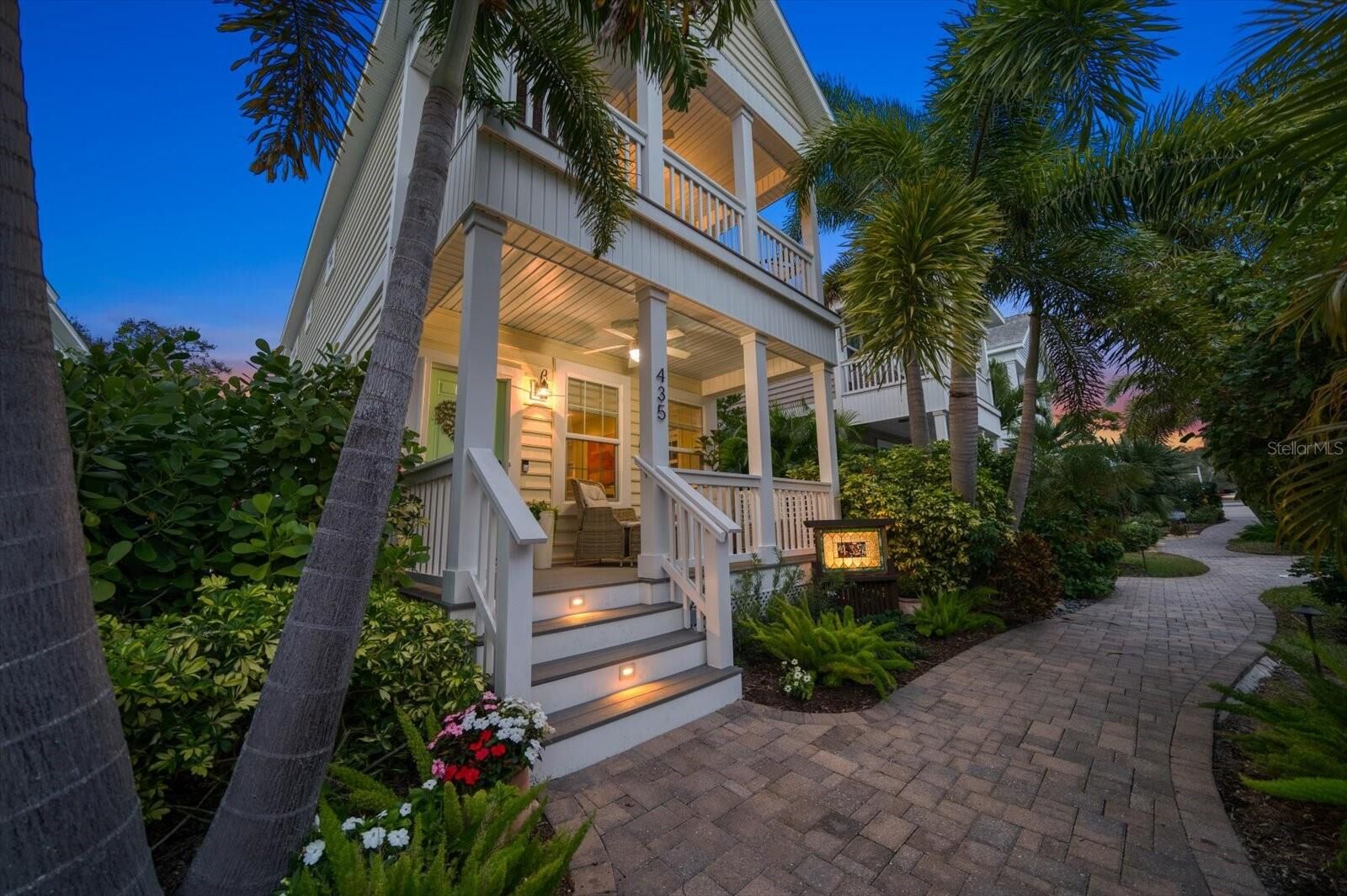 Property Photo:  435 Cottage Lane  FL 34698 