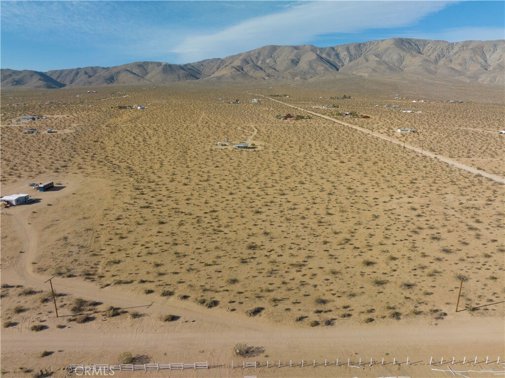 Property Photo:  486259 Joshua Tree Road  CA 92285 