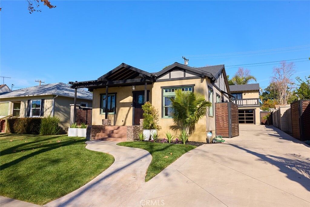Property Photo:  13647 Jackson Street  CA 90602 