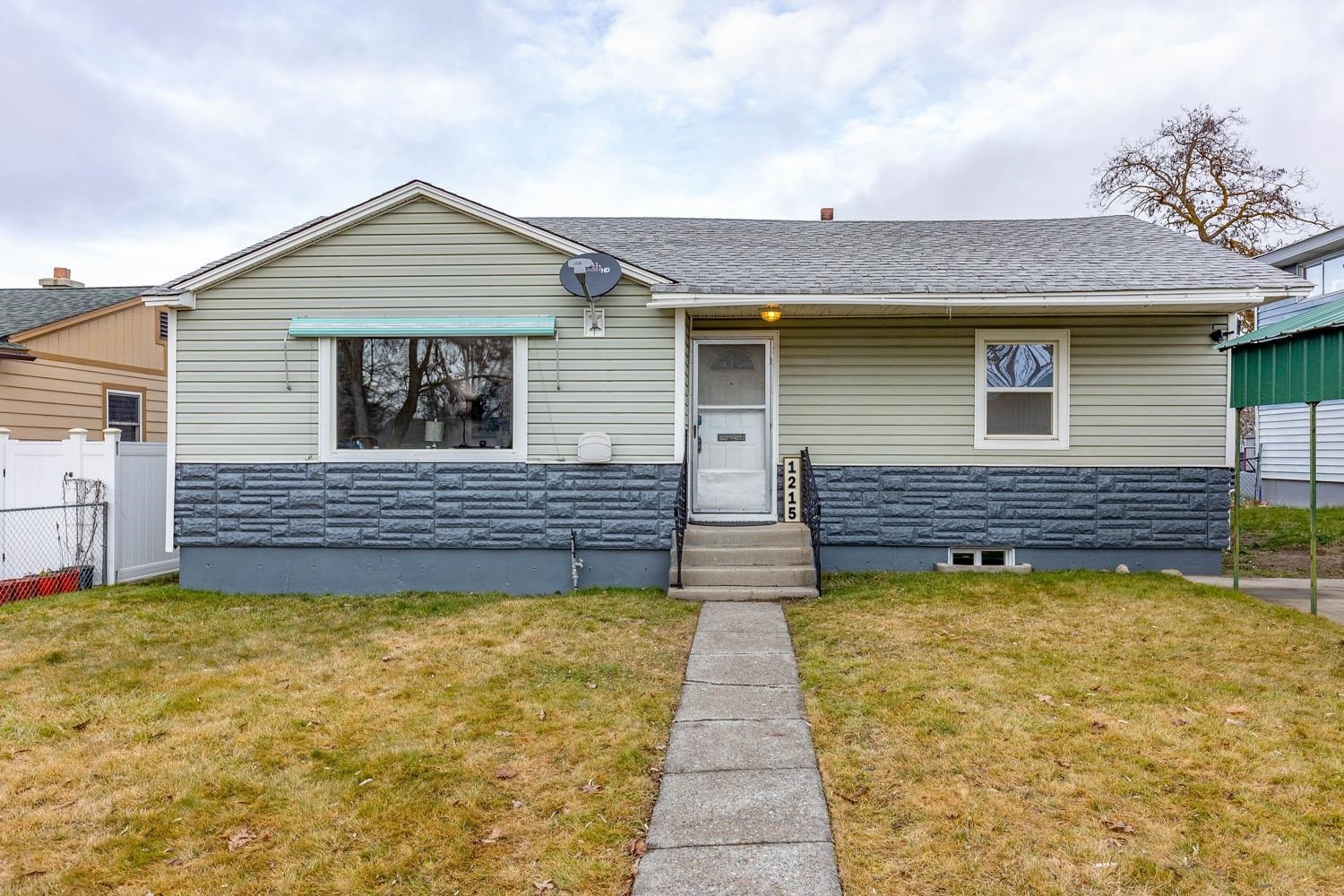 Property Photo:  1215 E Joseph Ave  WA 99208 