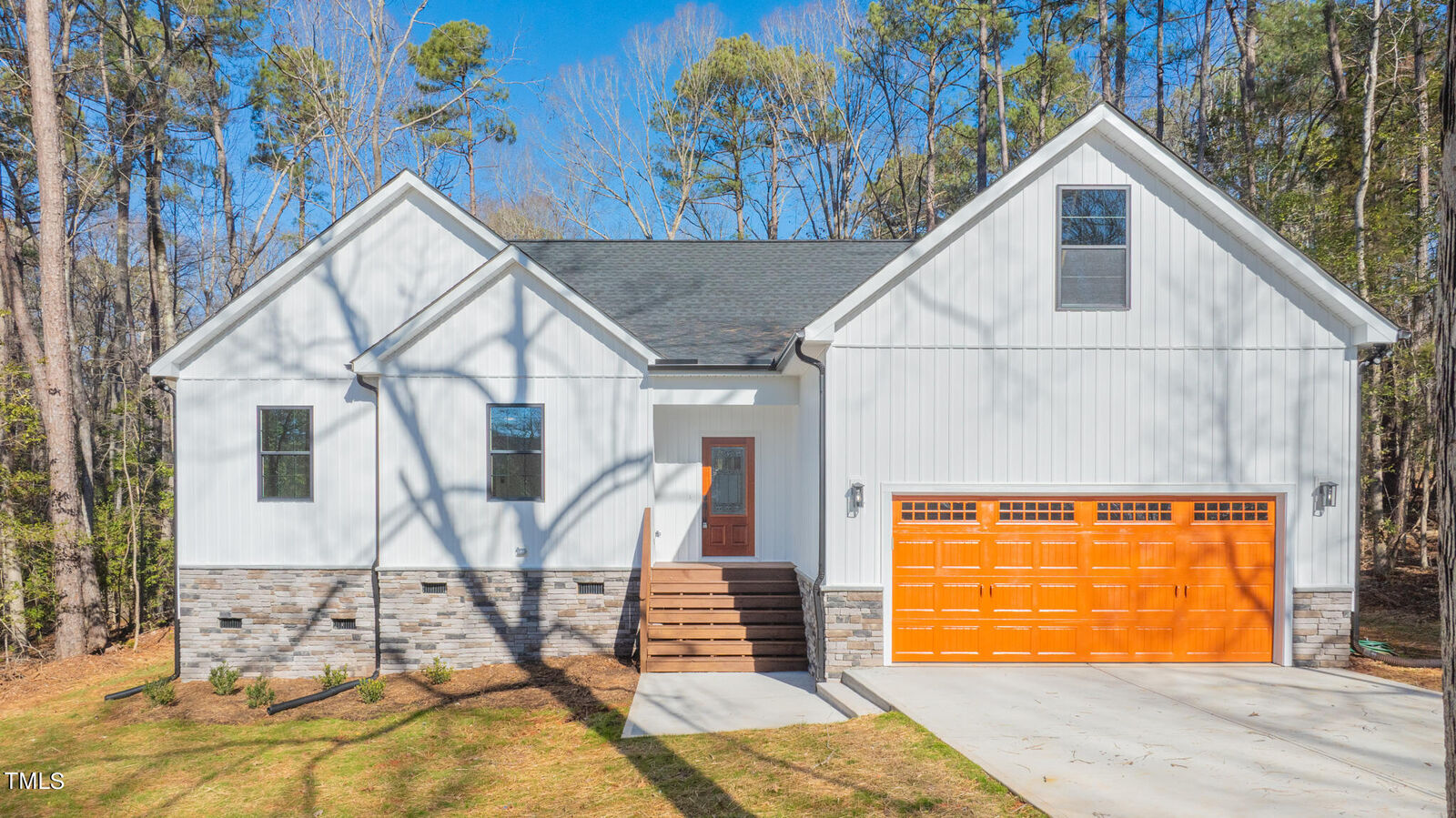 Property Photo: 1314 Sagamore Drive NC 27549