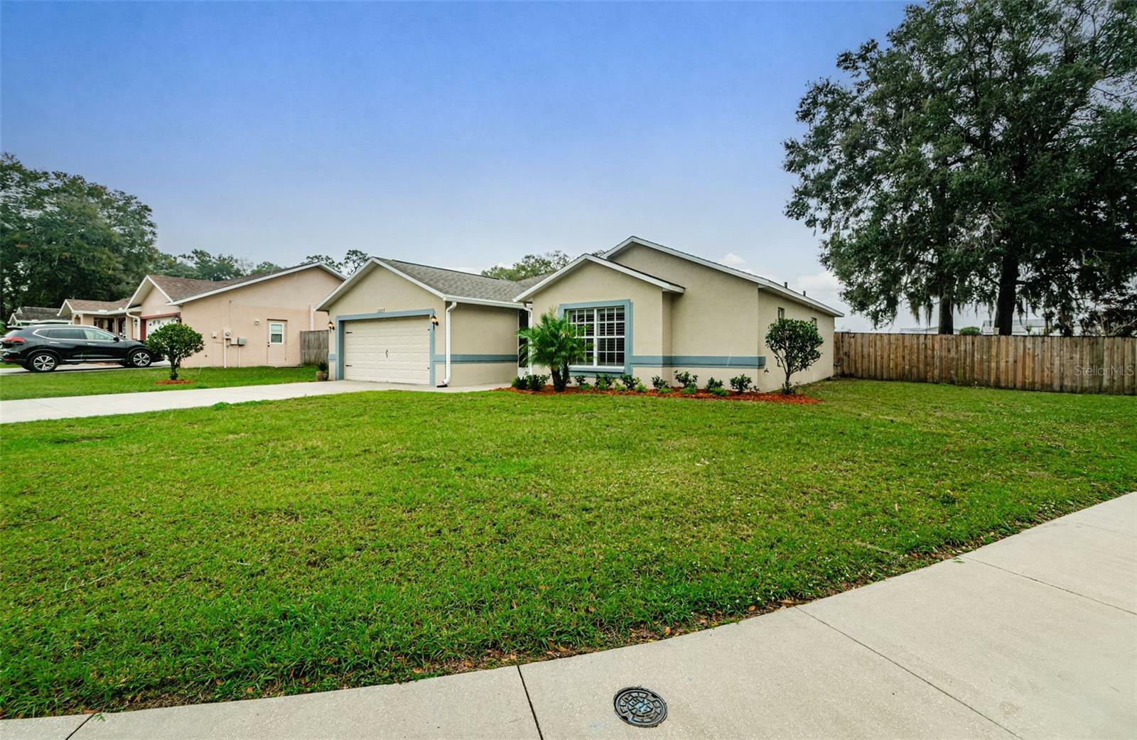 Property Photo:  7220 Highland Loop  FL 33541 