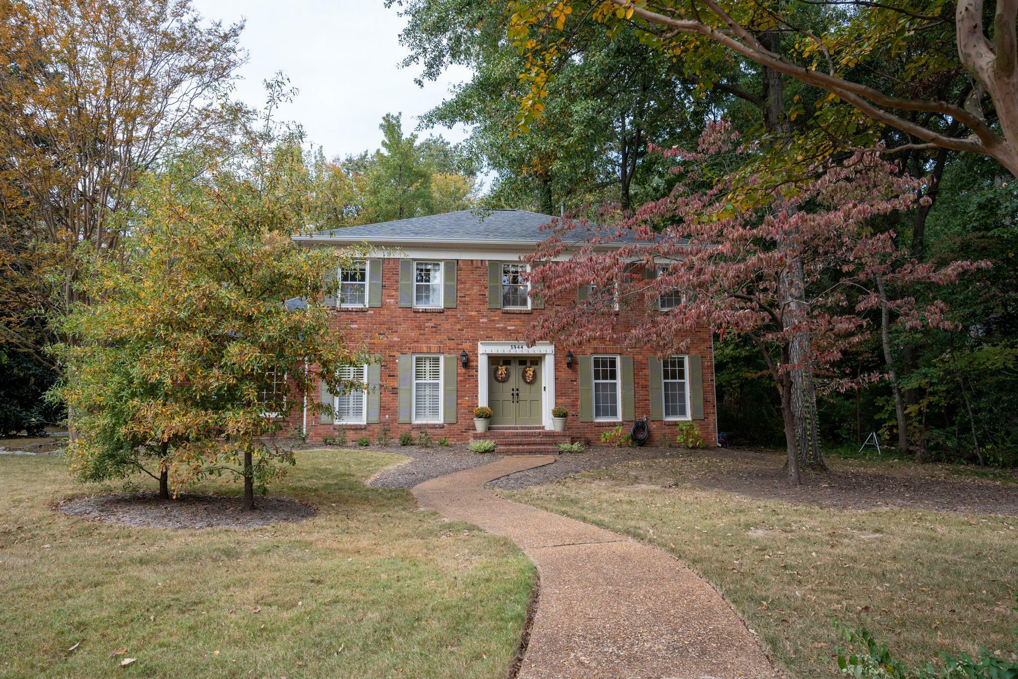 Property Photo:  5944 Brierdale Ave  TN 38120 