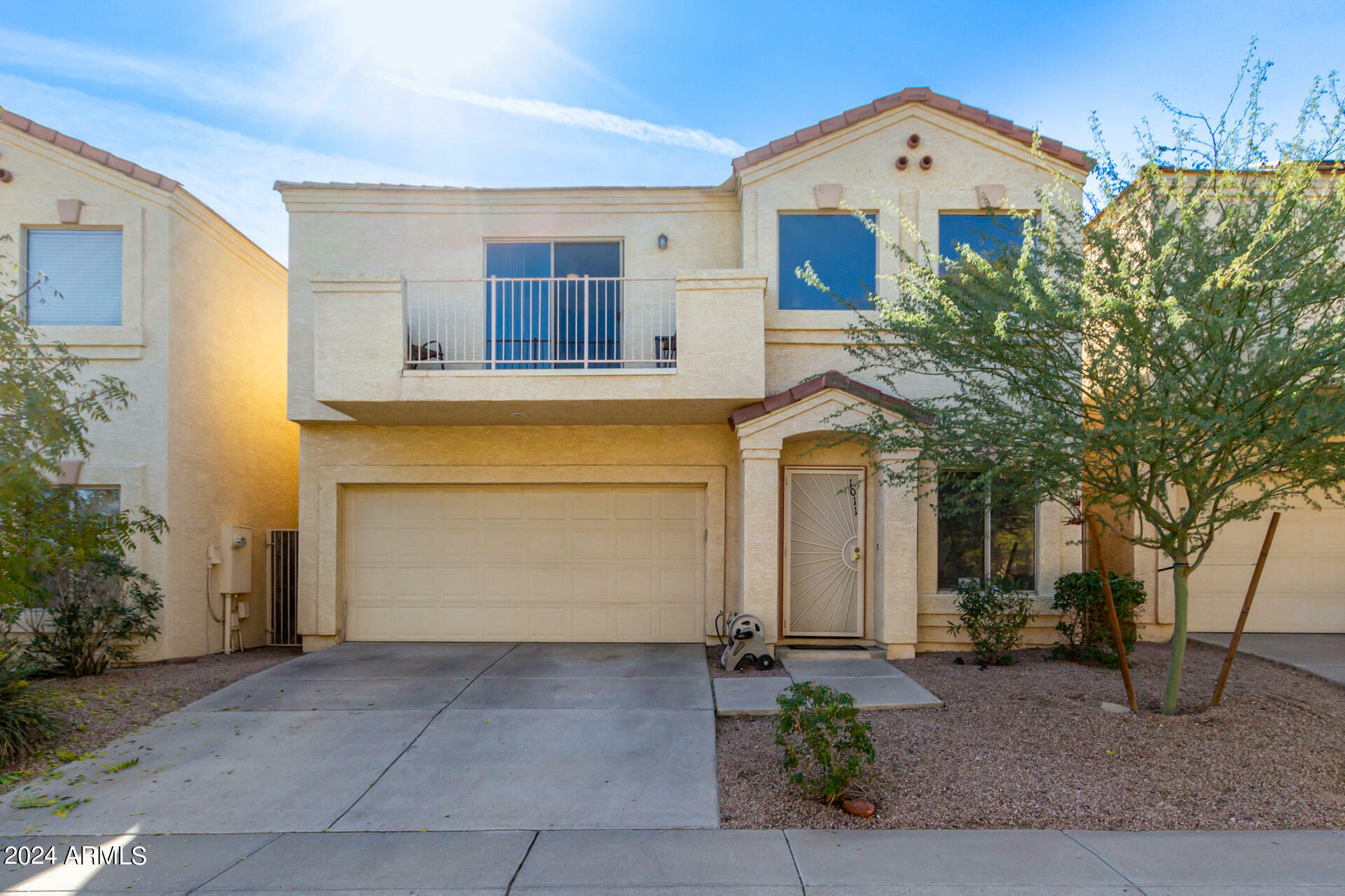 Property Photo:  1011 W Julie Drive  AZ 85283 