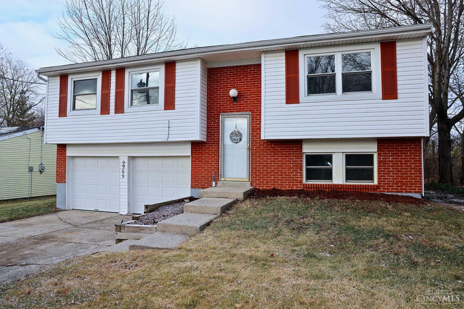 Property Photo: 9965 Pinedale Drive OH 45231