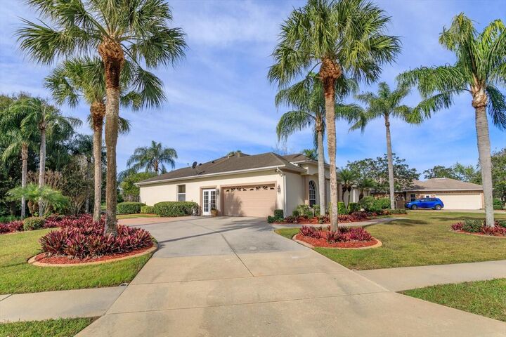 Property Photo:  377 Hampton Hills Court  FL 32713 