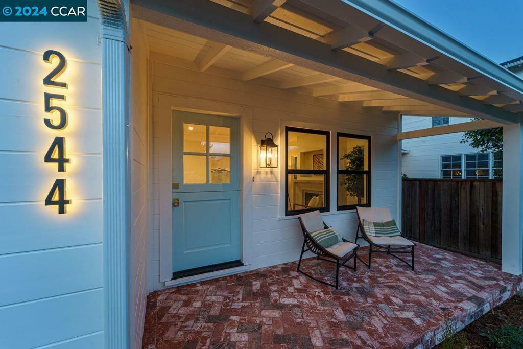 Property Photo:  2544 Eaton Ave  CA 94062 