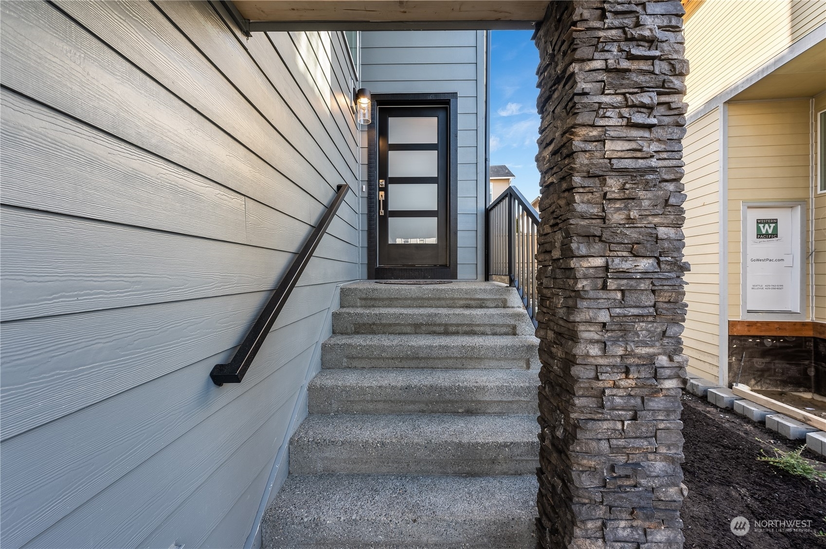 Property Photo: 3123 148th Street SW A6 WA 98087