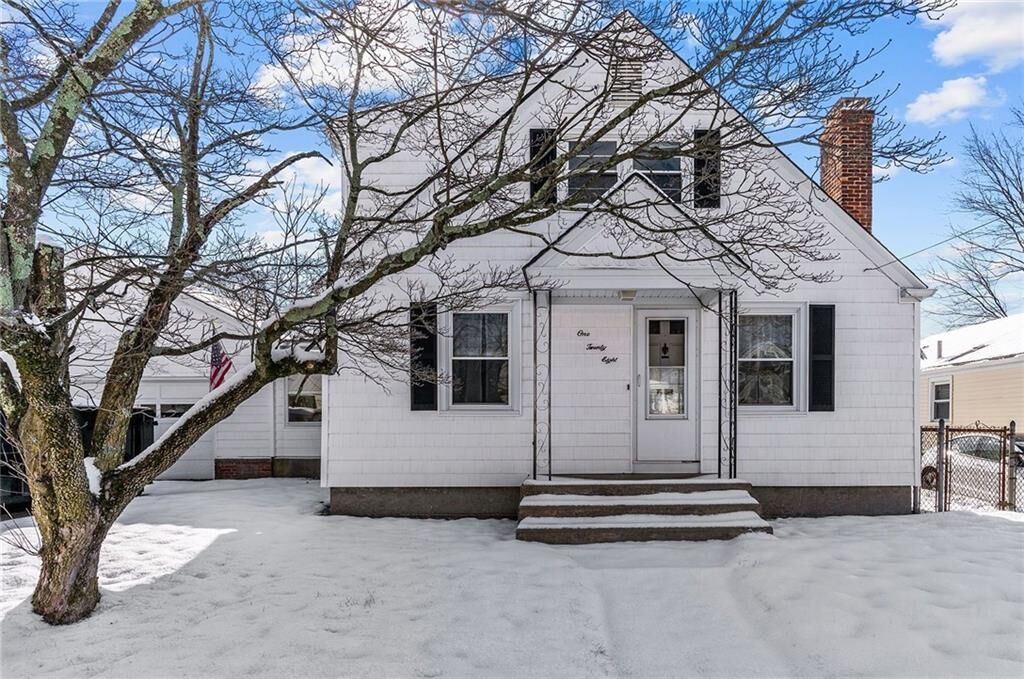 Property Photo:  128 Concord Avenue  RI 02910 