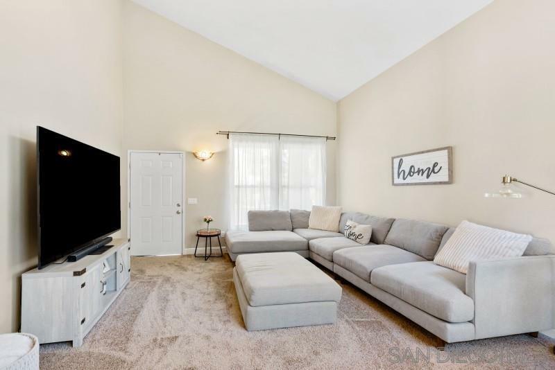 Property Photo:  641 Hillhaven Dr  CA 92078 