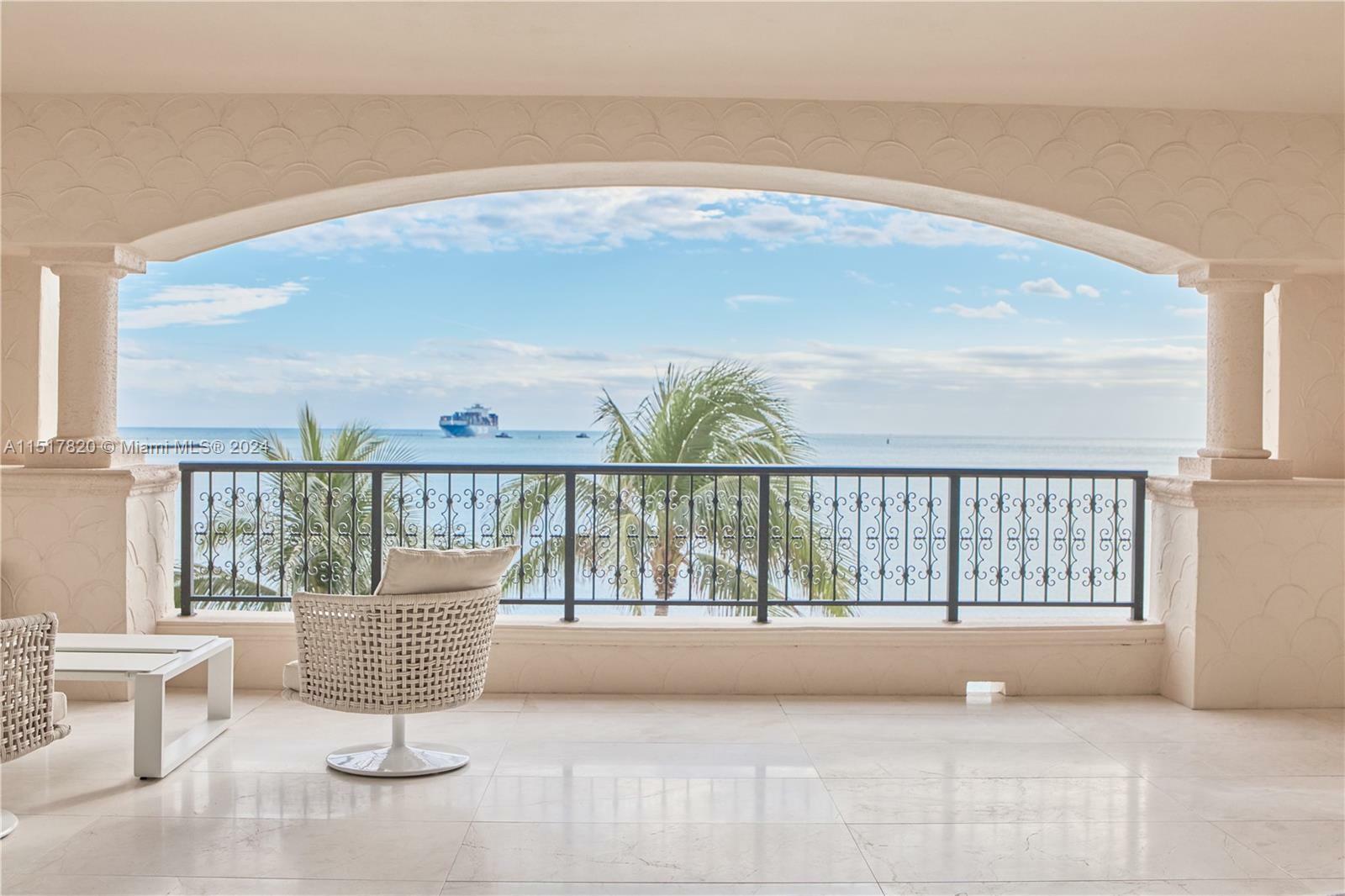 Property Photo: 7944 Fisher Island Dr 7944 FL 33109