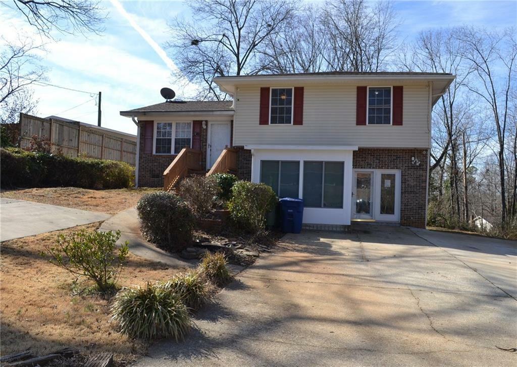 Property Photo: 1010 S Hillcrest Drive SC 29678