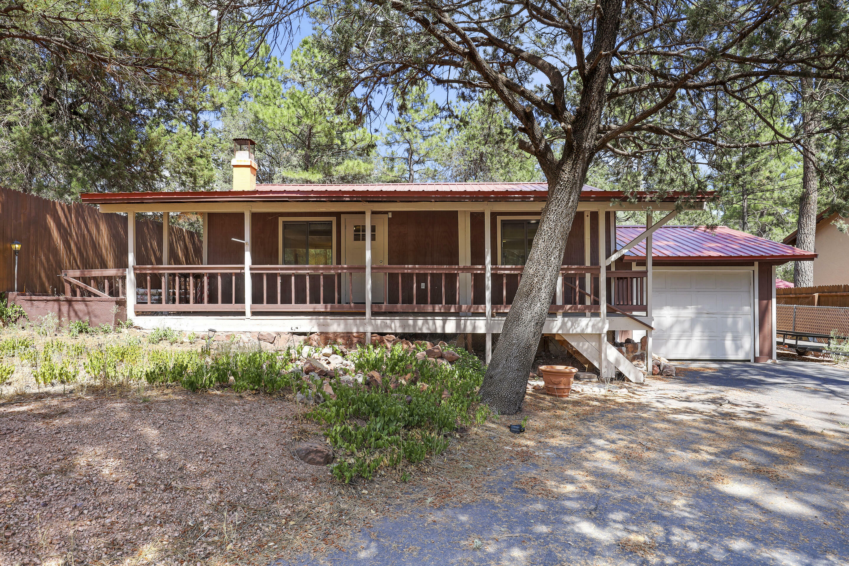 Property Photo:  3193 Pinewood Drive  AZ 85544 