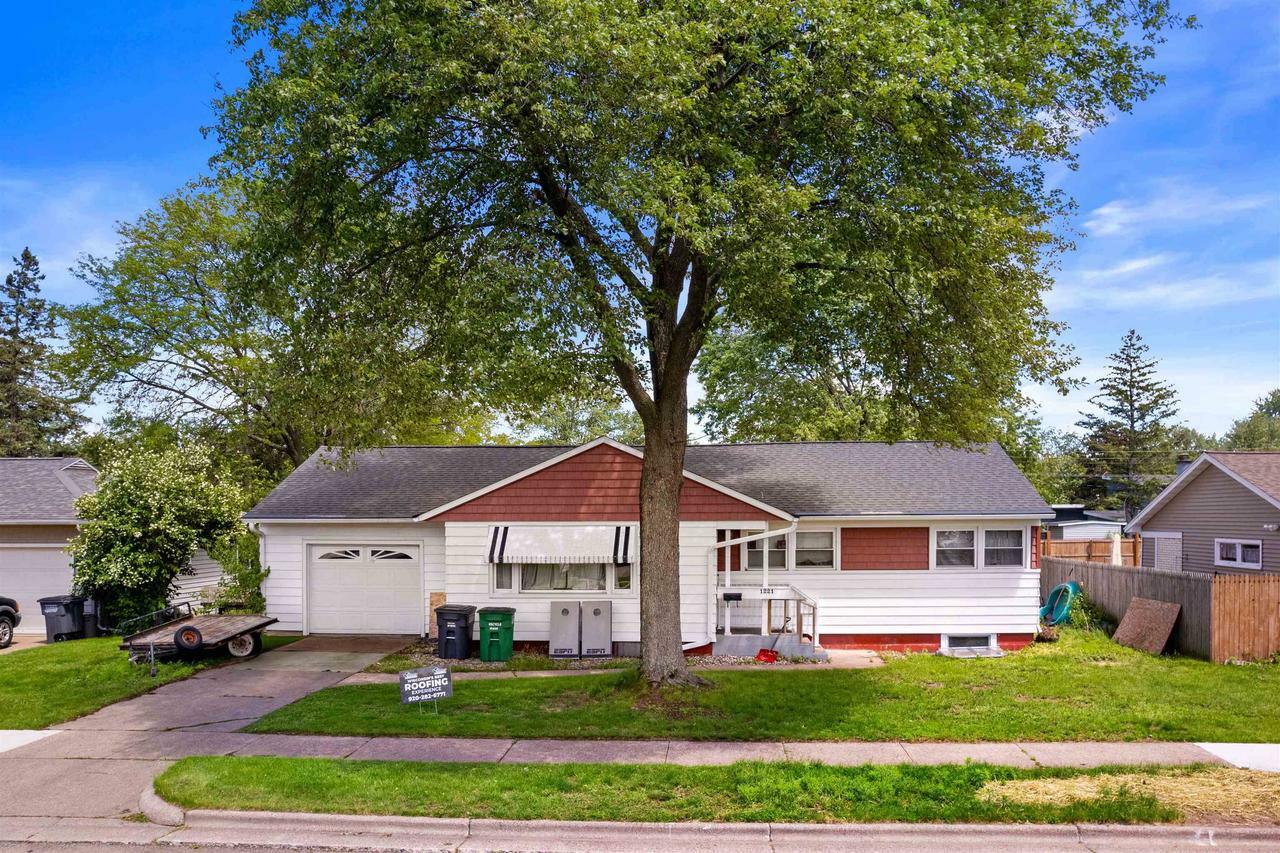 Property Photo:  1221 13th Street South  WI 54494 