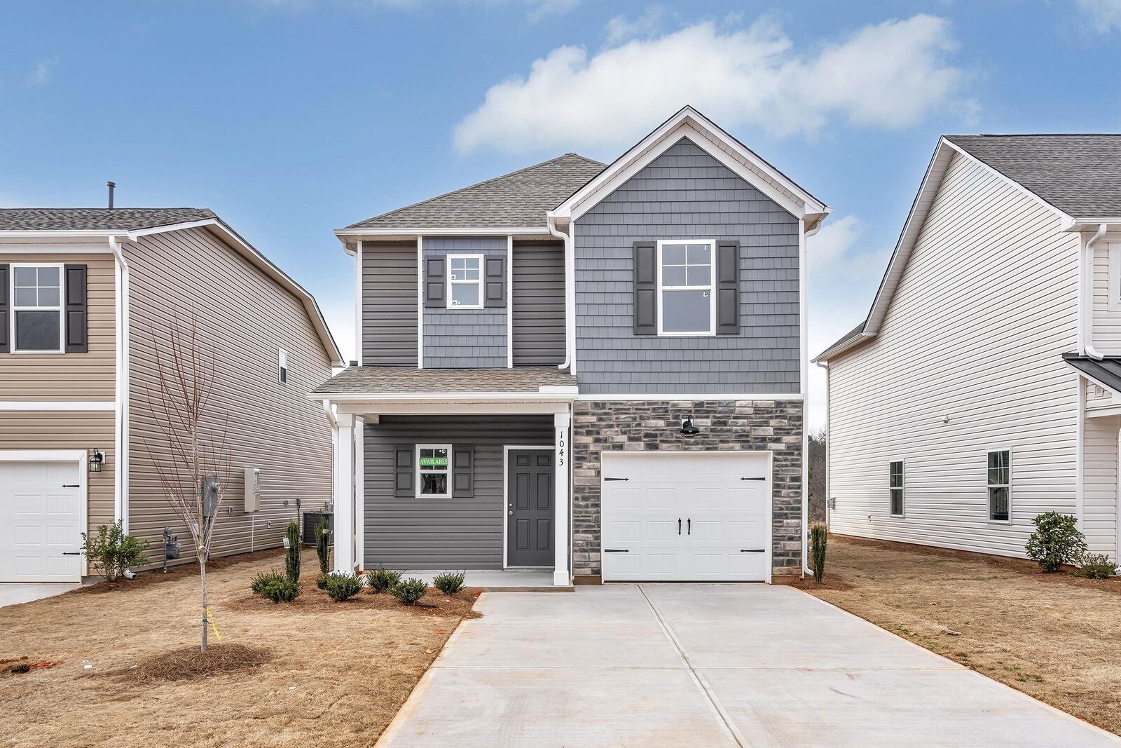Property Photo: 1043 Silverbend Trail SC 29334