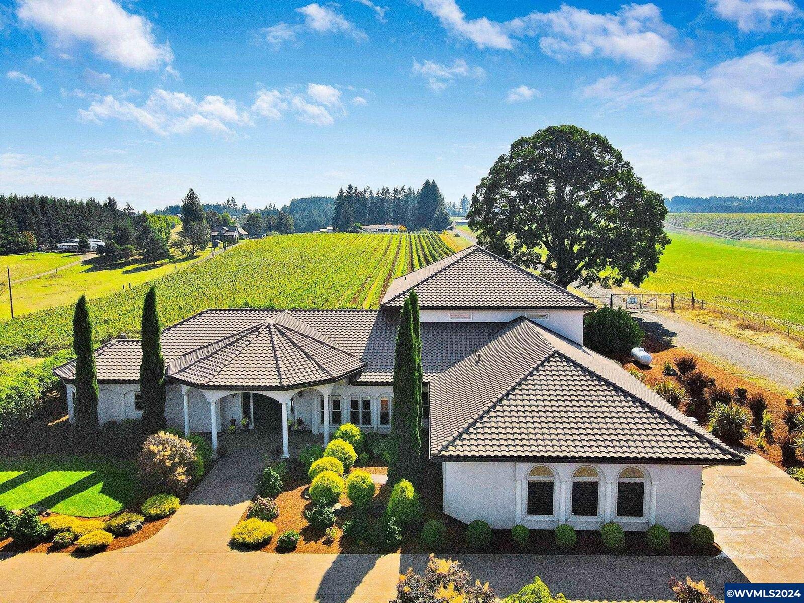 Property Photo:  6900  Champion Hill Rd SE  OR 97306 