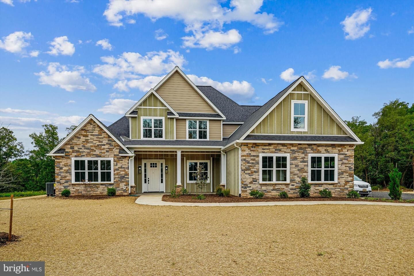 Property Photo:  15621 Sunshine Ridge Lane  VA 20155 