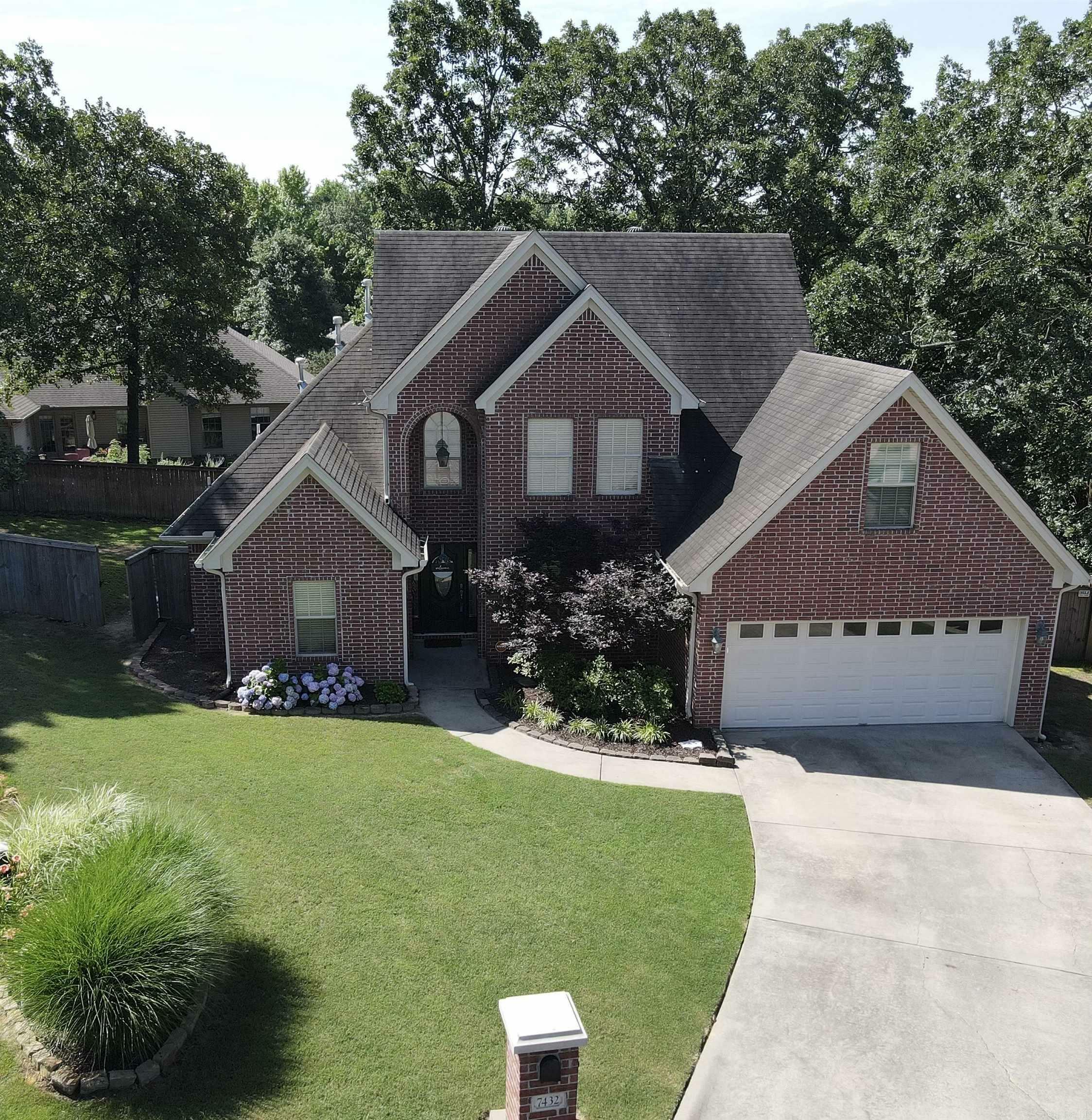 Property Photo:  7432 Ridge Point Cove  AR 72120-0000 