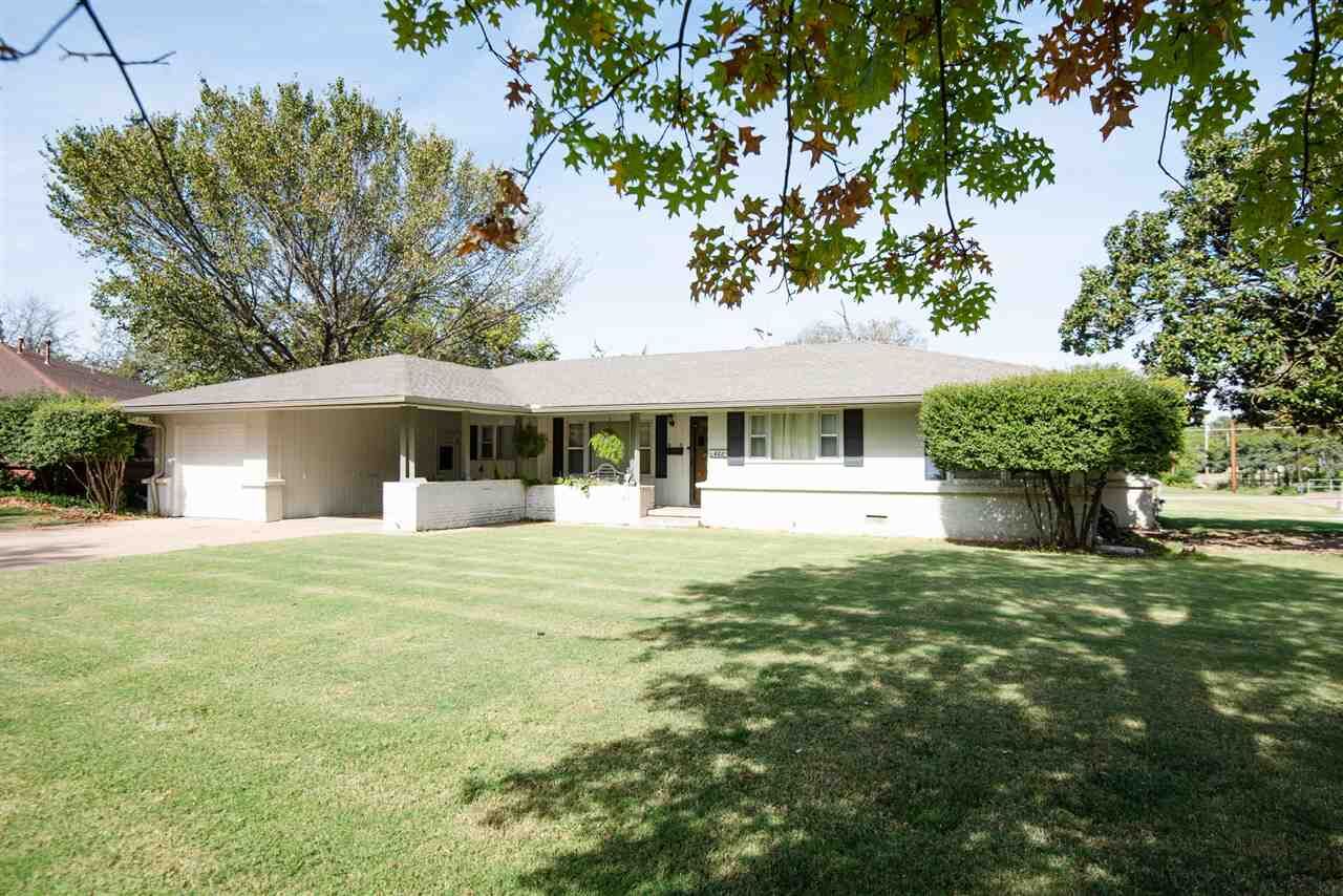Property Photo: 422 Drake Drive OK 74604