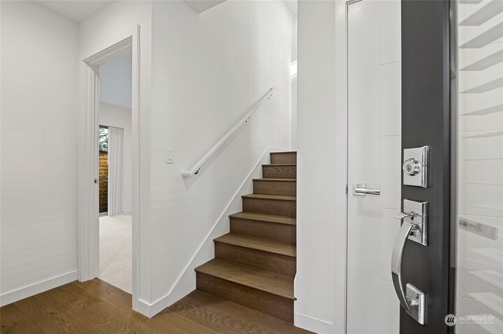 Property Photo: 1119 14th Avenue D WA 98122