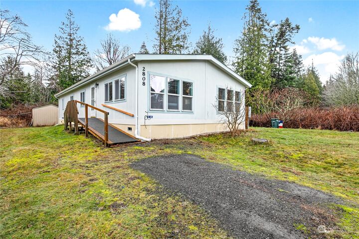 2808 Haxton Way  Bellingham WA 98226 photo