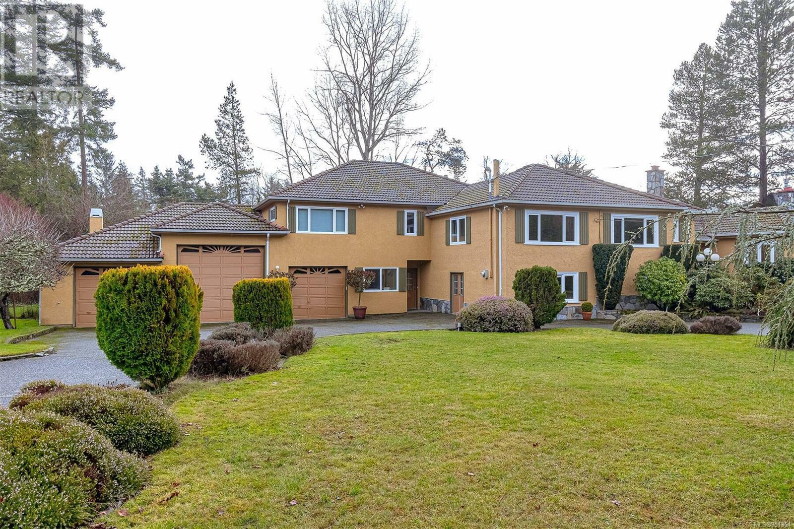 Property Photo:  2345 Queenswood Drive  BC V8N 1X4 