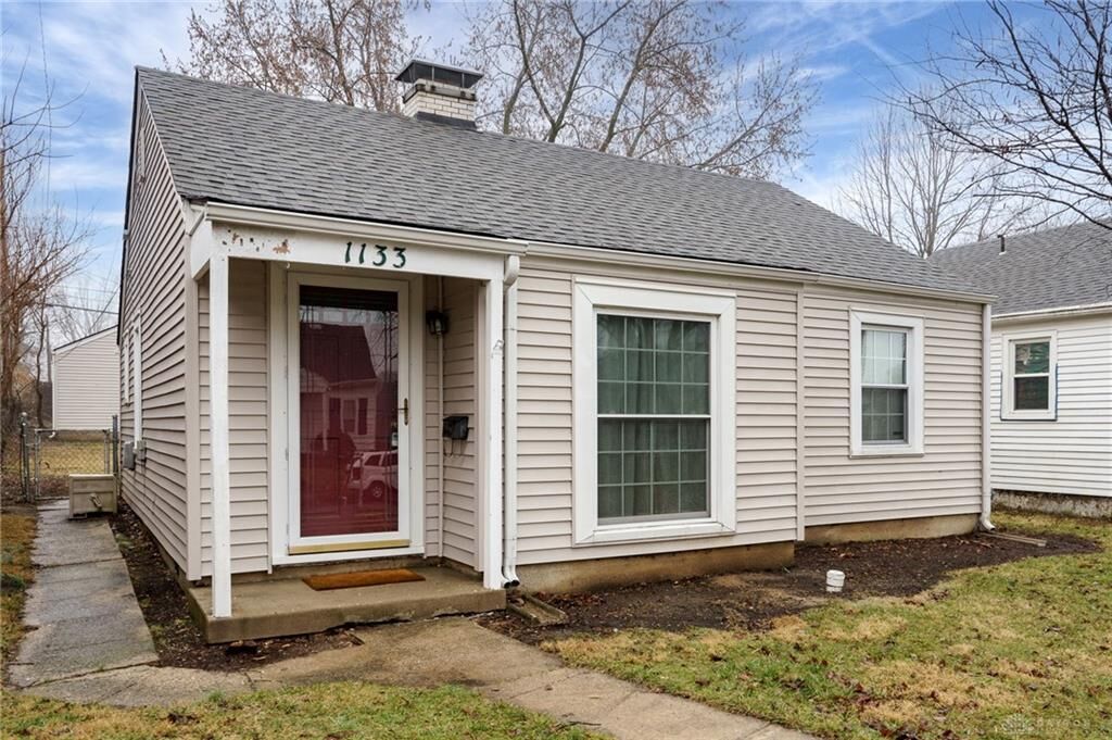 Property Photo: 1133 Chelsea Avenue OH 45420
