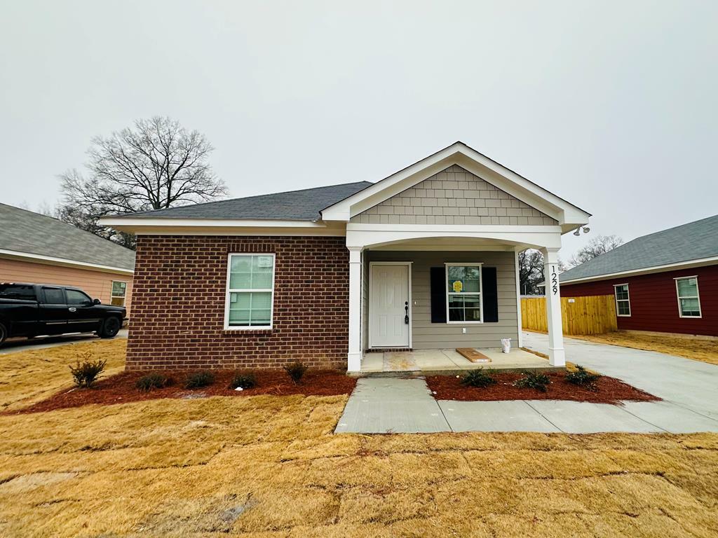 Property Photo:  1229 Elliotts Avenue  GA 31903 