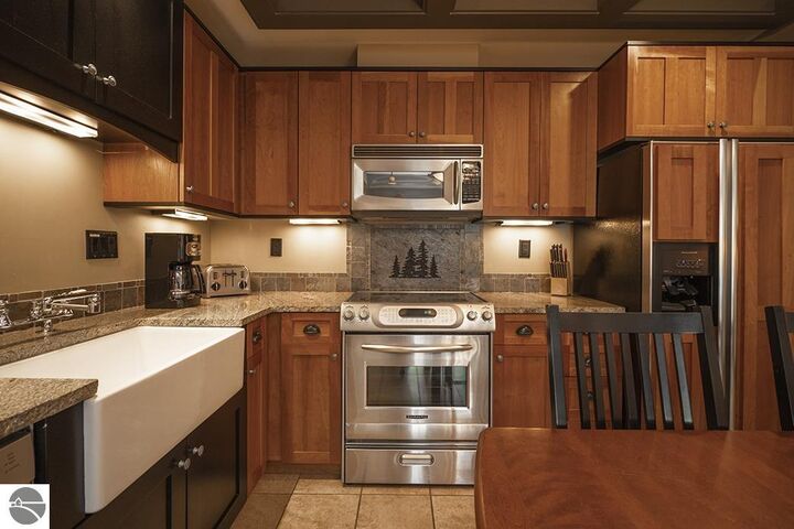 Property Photo: 2035 N US-31 N 2502 MI 49686