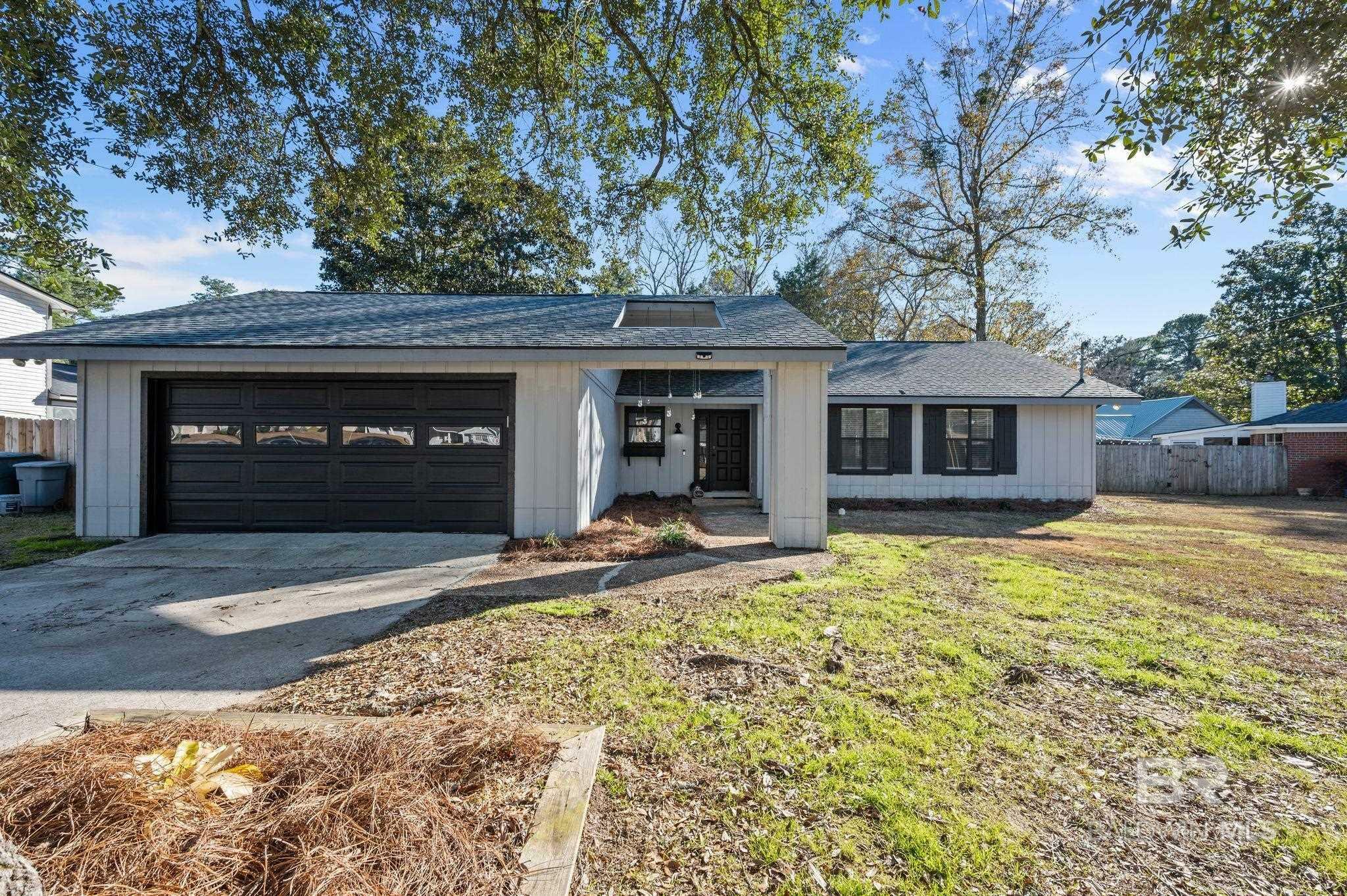 Property Photo:  117 Cherryhill Drive  AL 36526 