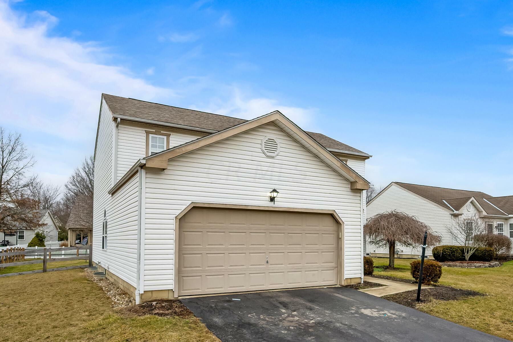 Property Photo:  250 Pinecrest Drive  OH 43015 