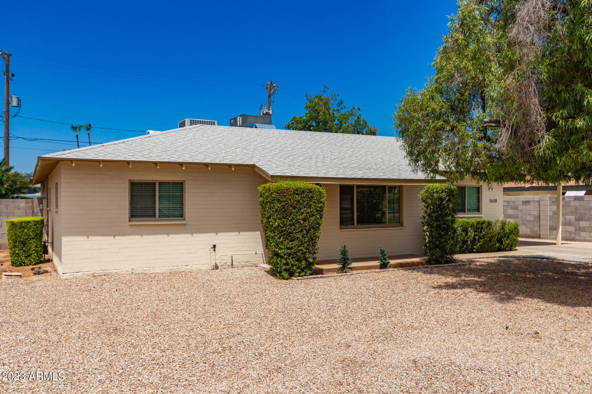 Property Photo:  1610 S College Avenue  AZ 85281 