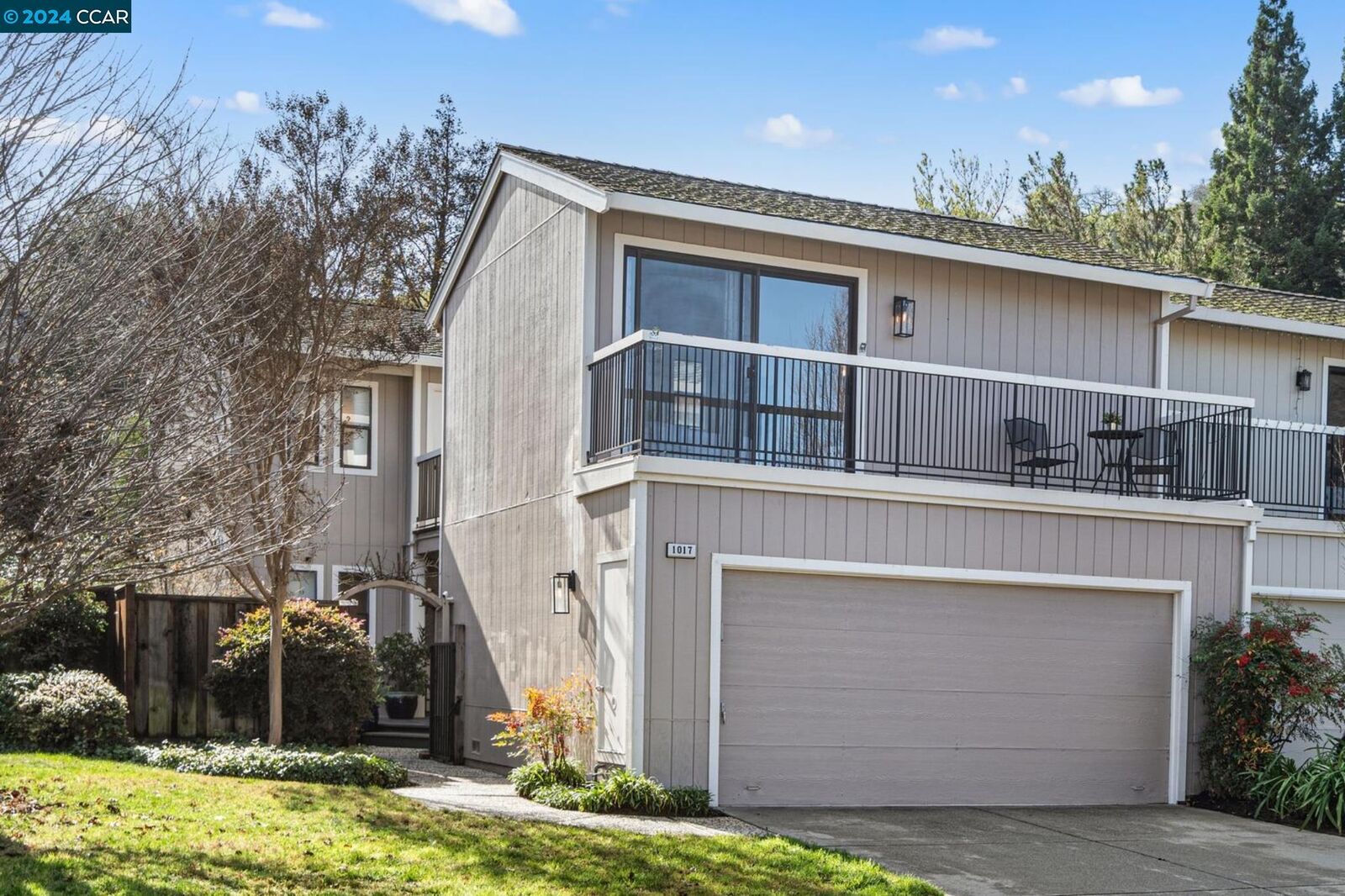 Property Photo: 1017 Camino Verde Cir CA 94597