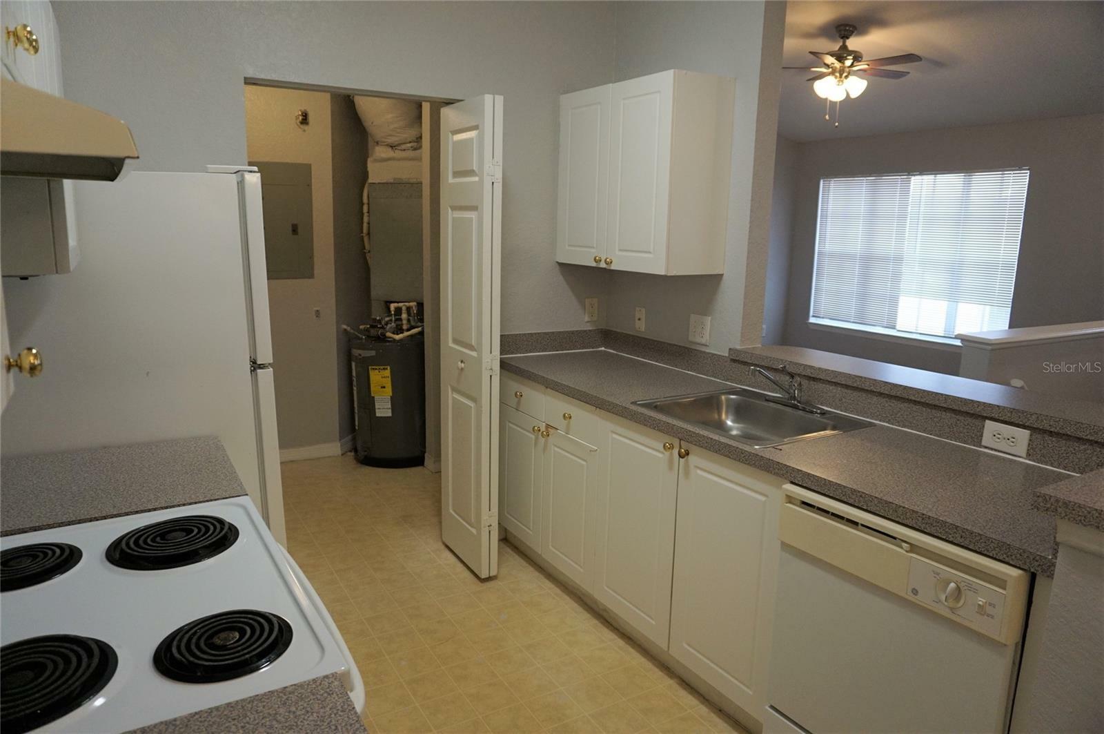 Property Photo:  852 Grand Regency Pointe 205  FL 32714 