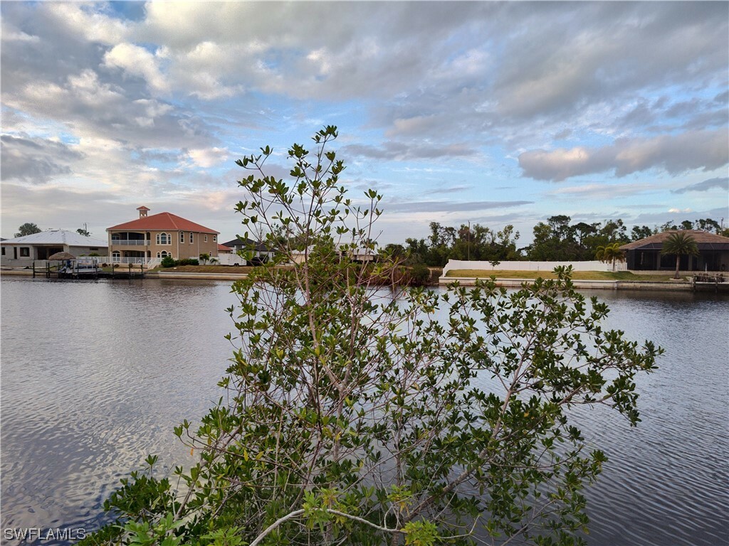 4105 NW 33rd Street  Cape Coral FL 33993 photo