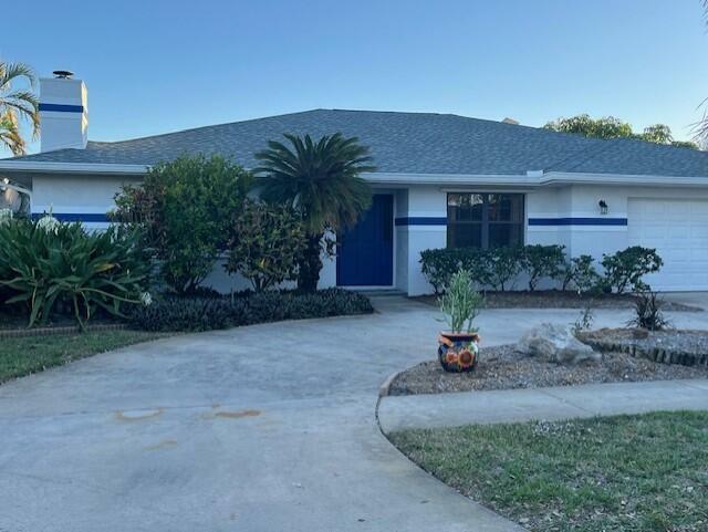 Property Photo:  655 Jackson Court  FL 32937 