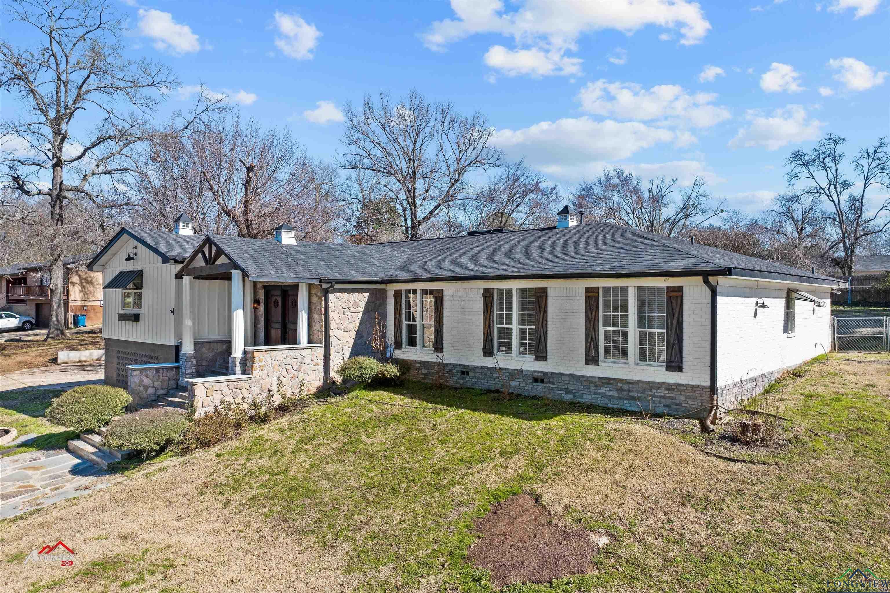 Property Photo:  105 Alberta  TX 75654 