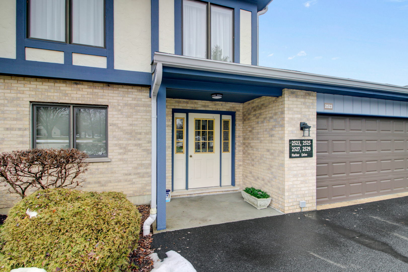 Property Photo: 2529 Harbor Drive 0 IL 60431
