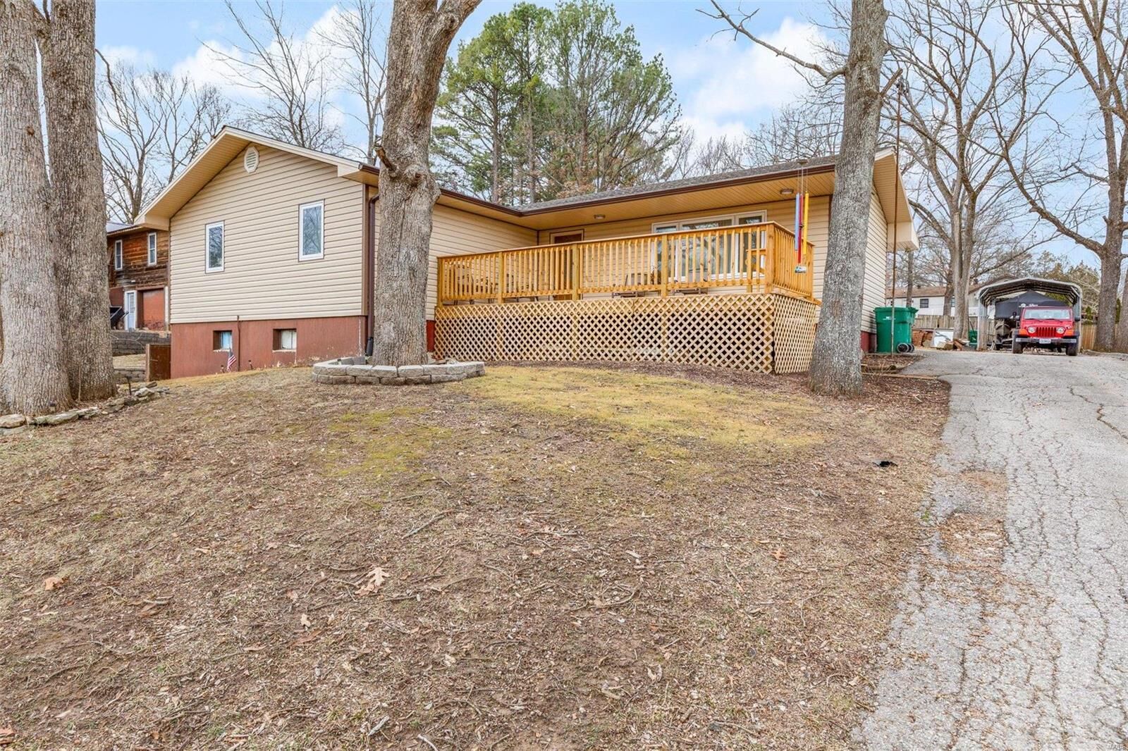 Property Photo: 64 Juanita Drive MO 63050